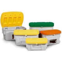 Posoda za pesek SB 400-O iz polietilena,  400 l, odprtina za odjem, oranžen pokrov