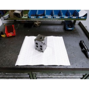 DENSORB Varioform vpojna rola za olja, 15 m DENSORB Varioform vpojna rola za olja, 15 m